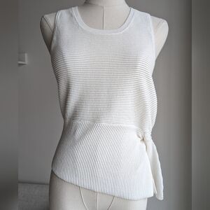 ASTR Aura Sleeveless Sweater Top